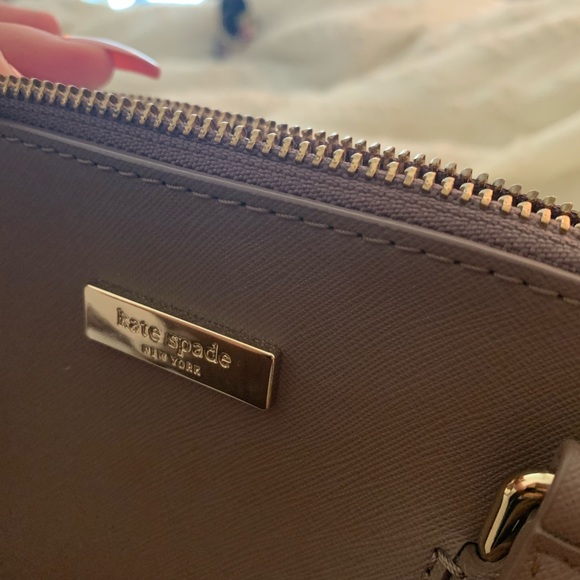 Beautiful Kate Spade Bag - Picture 6 of 8